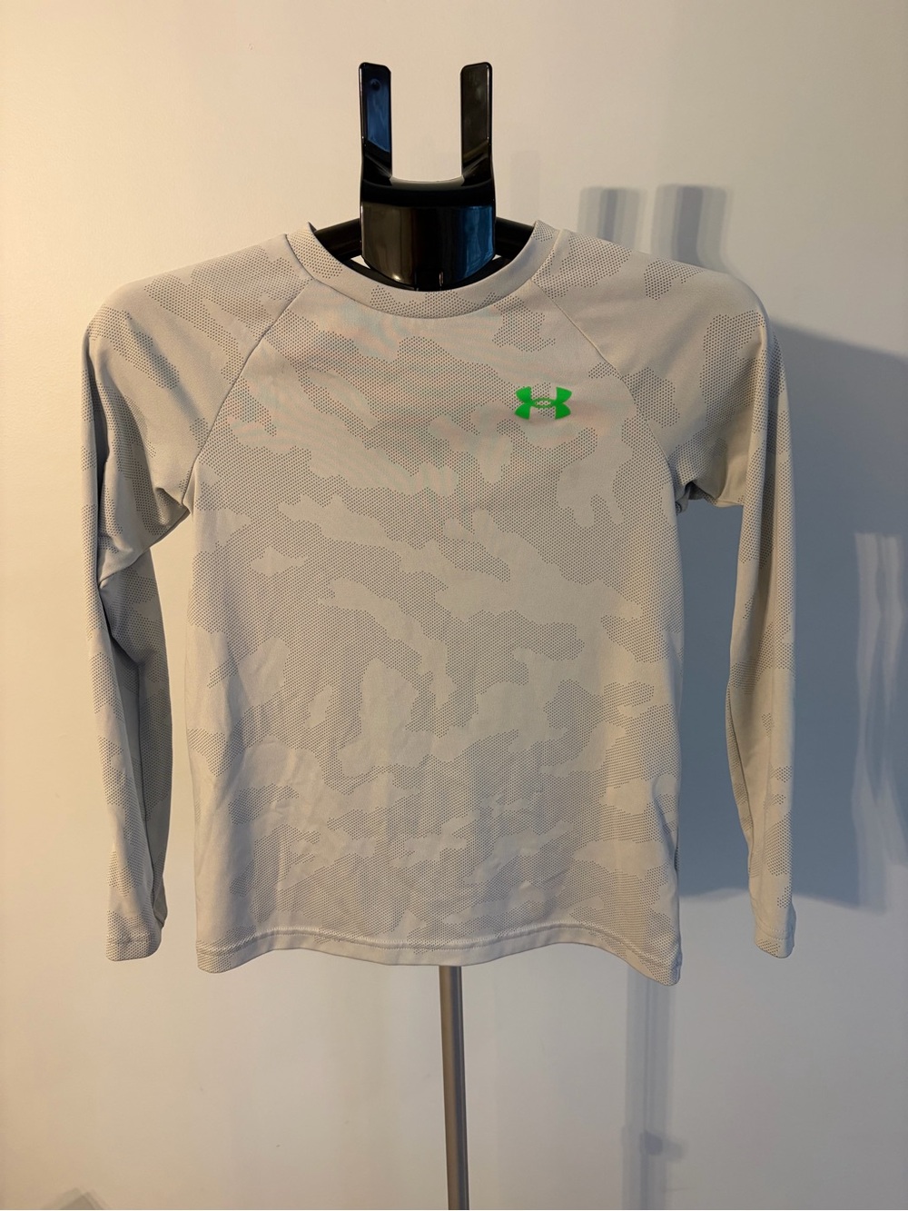 Under Armour Light Gray Long-Sleeve Performance Tee with Green Logo